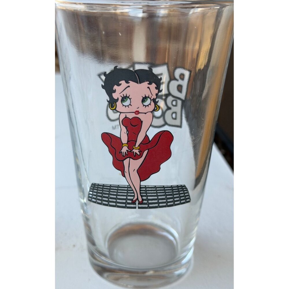 Set of 4 Betty Boop Classic Collectible 16 oz. Drinking Glasses 6" Tall (READ) - Picture 4 of 16